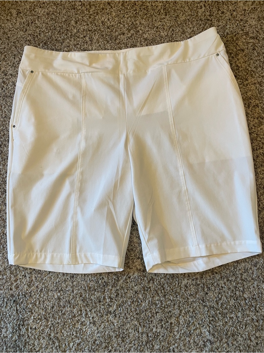 Chico's White Pull-On Bermuda Shorts
